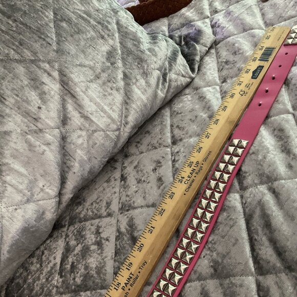 Hot Topic Hot Pink Silver Studded Belt Size 32 Punk Retro - Picture 6 of 7
